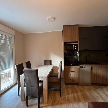 Apartman Dasic 雅戈丁那 外观 照片