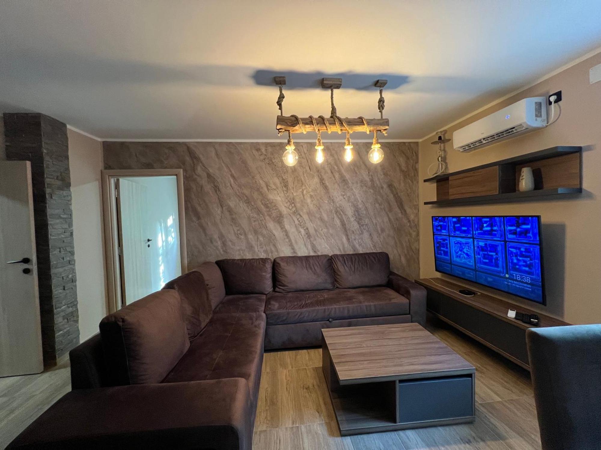 Apartman Dasic 雅戈丁那 外观 照片