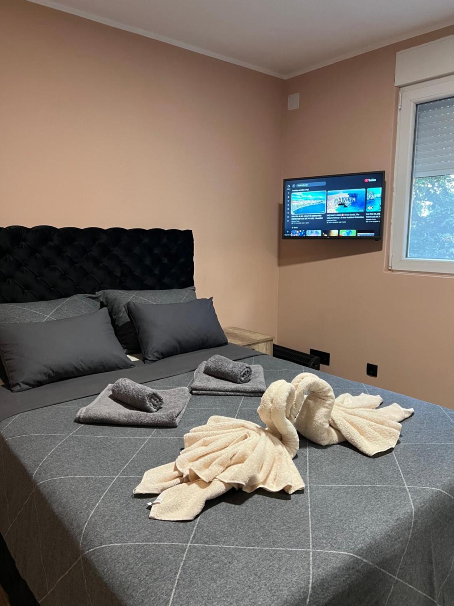 Apartman Dasic 雅戈丁那 外观 照片